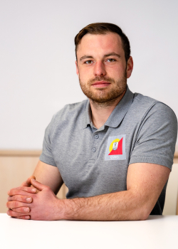 Dominic Embacher: Leiter der Hausmeisterei